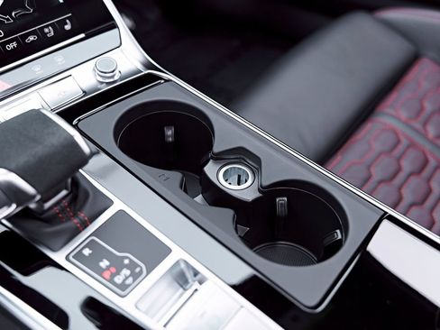 Used 2025 Audi RS 6 performance AWD/4WD image 98