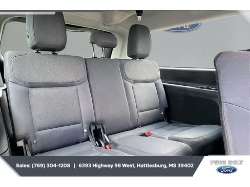 Used 2025 Ford Expedition Max Active AWD/4WD image 21