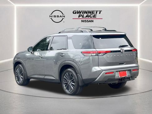 New 2026 Nissan Pathfinder SL FWD image 23