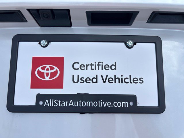 Used 2026 Toyota Sienna XLE FWD image 17