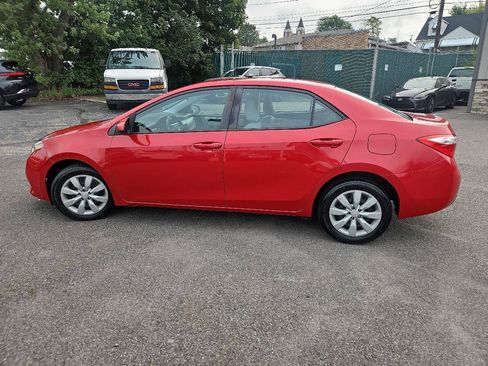 Used 2016 Toyota Corolla LE FWD image 8