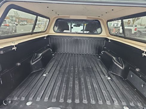 Used 2020 Toyota Tacoma SR5 image 20