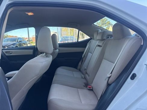 Used 2015 Toyota Corolla L image 10