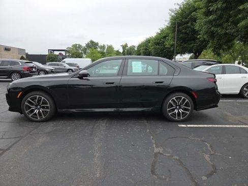 Used 2024 BMW 740i xDrive w/ M Sport Professional Package AWD/4WD image 4