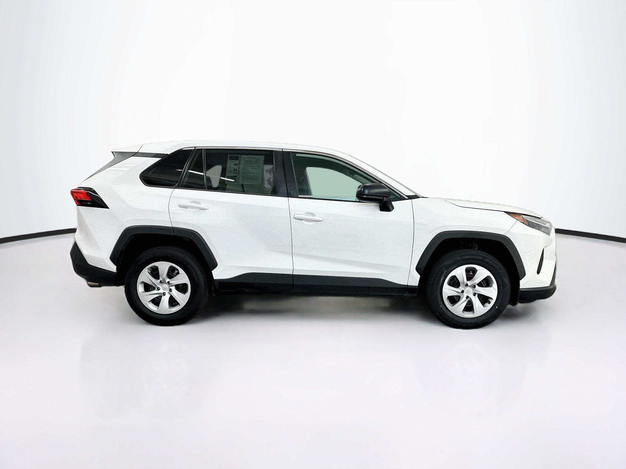 Used 2025 Toyota RAV4 LE AWD/4WD image 10