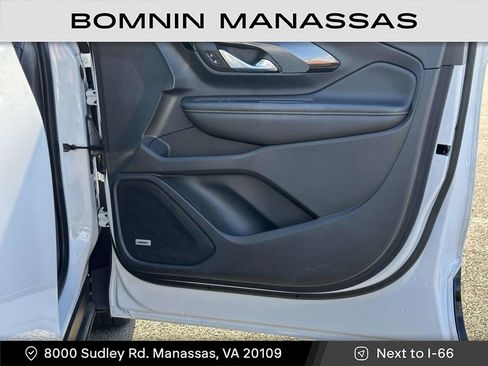 Certified 2022 GMC Terrain AT4 w/ Infotainment Package II image 8