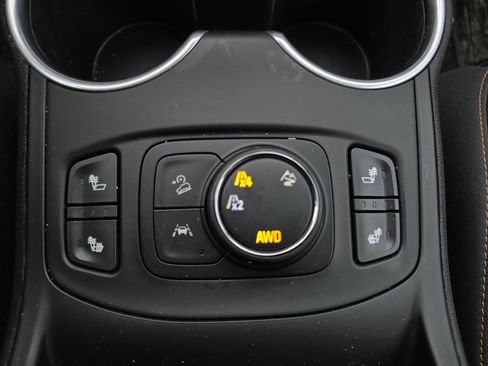 Used 2020 GMC Terrain SLT w/ Preferred Package image 23