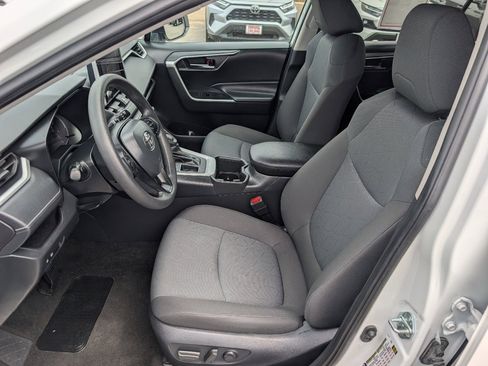 Used 2024 Toyota RAV4 XLE image 2