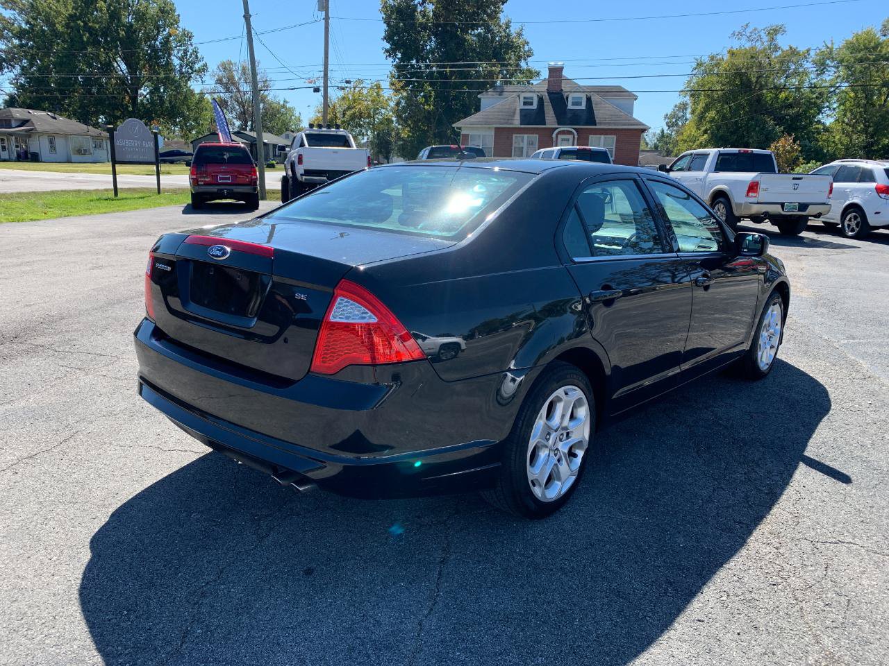 Used 2011 Ford Fusion SE w/ 202A Rapid Spec Order Code FWD image 5