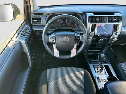 Used 2022 Toyota 4Runner SR5 image 22