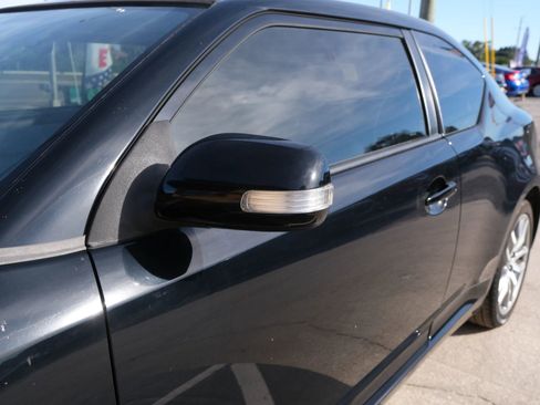 Used 2015 Scion tC image 11