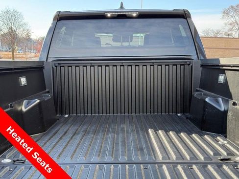 Used 2025 Toyota Tacoma SR5 image 9