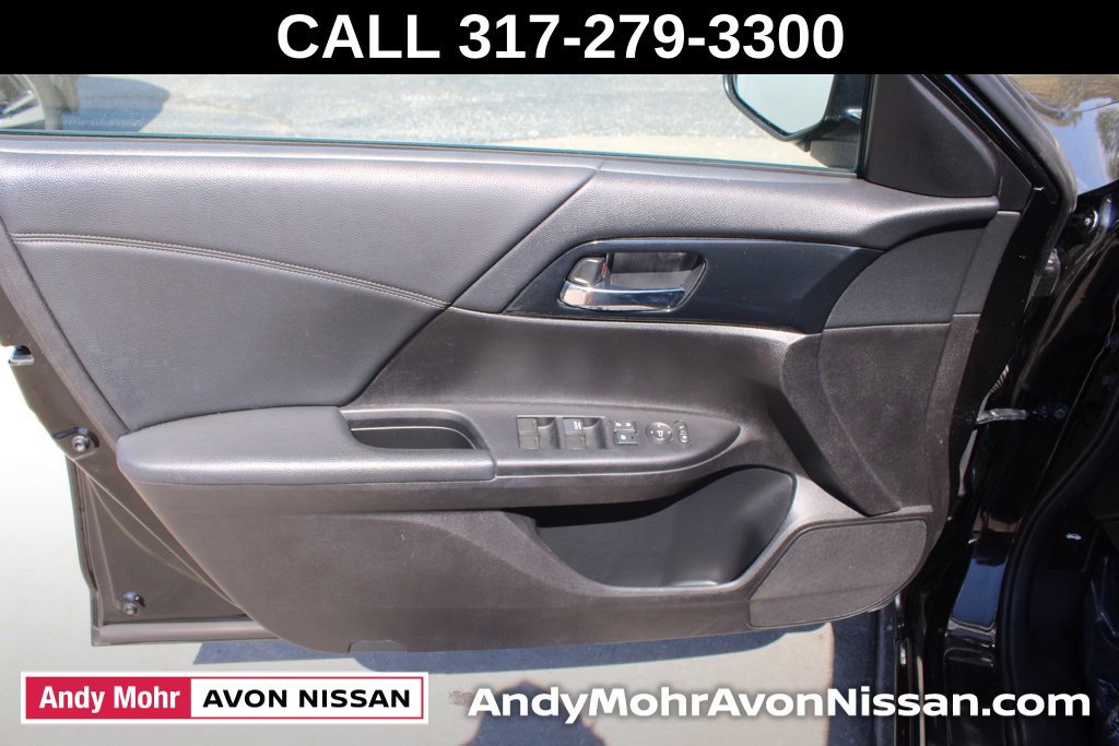 Used 2014 Honda Accord Sport image 17