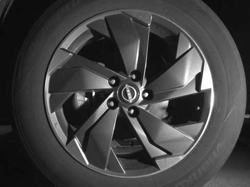 Used 2025 Nissan Rogue SV image 12