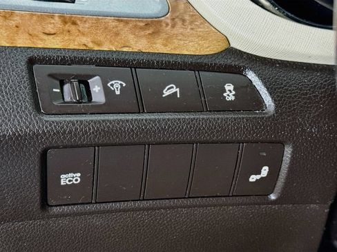 Used 2014 Hyundai Santa Fe Sport w/ Premium Equipment Package 03 FWD image 10