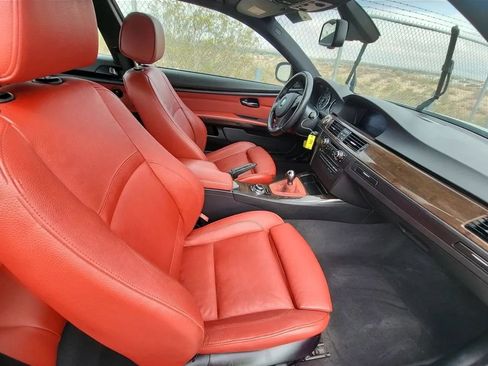 Used 2011 BMW 335i Coupe w/ M Sport Pkg image 8