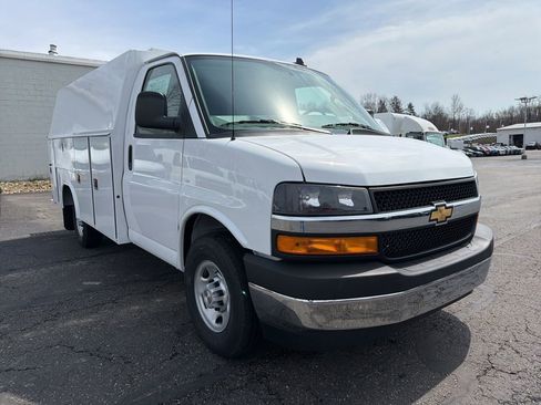 New 2025 Chevrolet Express 3500 w/ Power Convenience Package RWD image 2