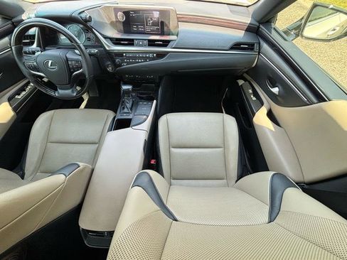 Used 2020 Lexus ES 350 w/ Premium Package image 12