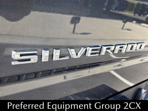 Used 2021 Chevrolet Silverado 1500 Custom Trail Boss image 11