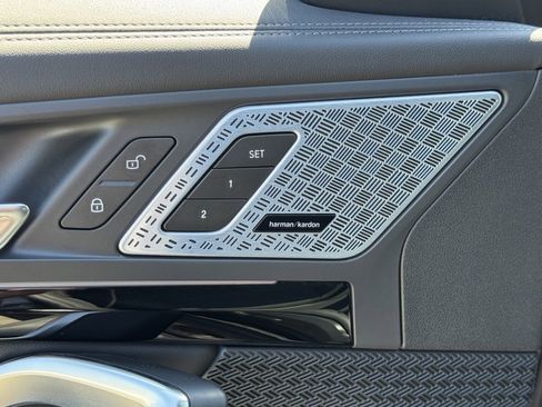 Used 2025 BMW X1 xDrive28i w/ Convenience Package image 17