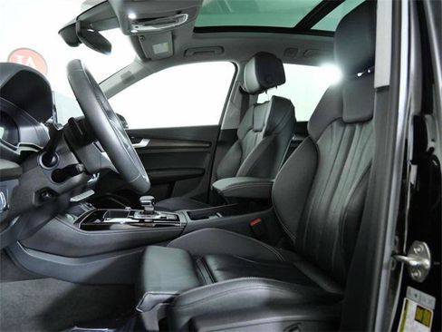 Used 2024 Audi Q5 2.0T Premium Plus w/ Premium Plus Package image 17