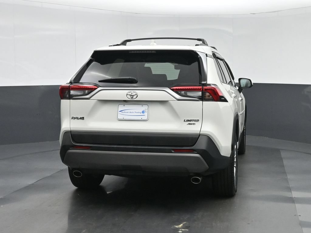 Used 2019 Toyota RAV4 Limited w/ Carpet Mat Package AWD/4WD image 6