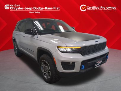 Used 2022 Jeep Grand Cherokee Trailhawk w/ Luxury Tech Group III