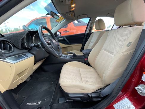 Used 2010 MAZDA MAZDA3 i Touring image 13