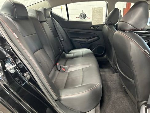 Used 2025 Nissan Altima 2.5 SR w/ SR Premium Package AWD/4WD image 18