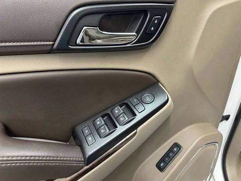 Used 2018 Chevrolet Tahoe LT w/ RST Edition AWD/4WD image 14