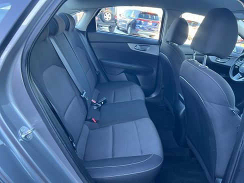 Used 2024 Kia Forte LXS w/ LXS Technology Package image 17