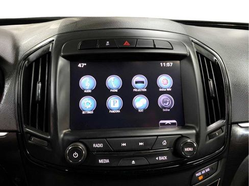 Used 2017 Buick Regal image 30