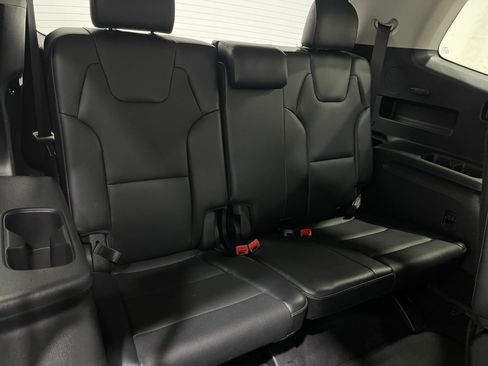 Used 2022 Kia Telluride EX w/ EX Premium Package AWD/4WD image 31