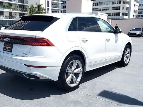 Certified 2023 Audi Q8 Premium w/ Convenience Package AWD/4WD image 6