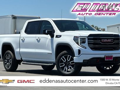 New 2026 GMC Sierra 1500 AT4 w/ AT4 Premium Package