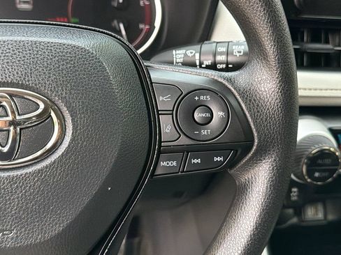 Used 2025 Toyota RAV4 XLE w/ Convenience Package AWD/4WD image 30