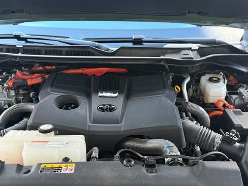 Used 2022 Toyota Tundra Limited w/ TRD Off-Road Package image 77