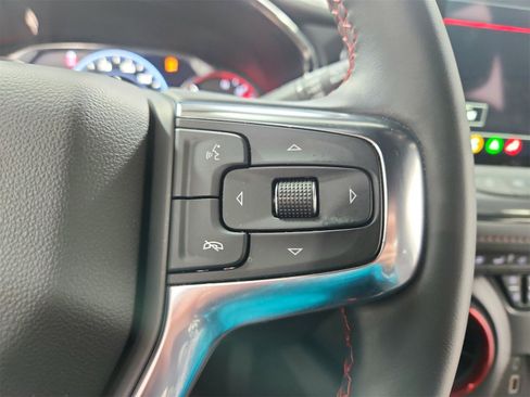 Used 2025 Chevrolet Blazer RS image 23