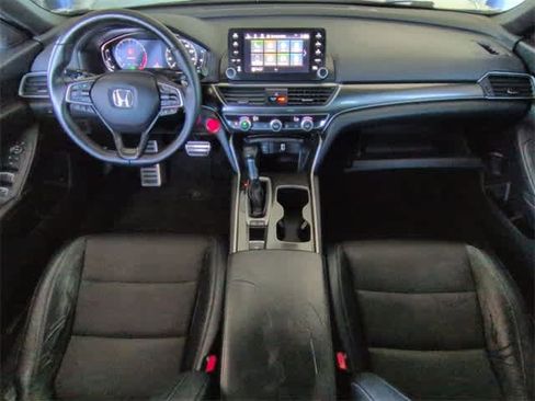 Used 2018 Honda Accord Sport image 16