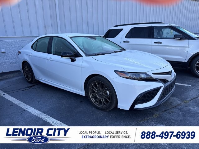 Used 2023 Toyota Camry SE w/ Convenience Package FWD image 1