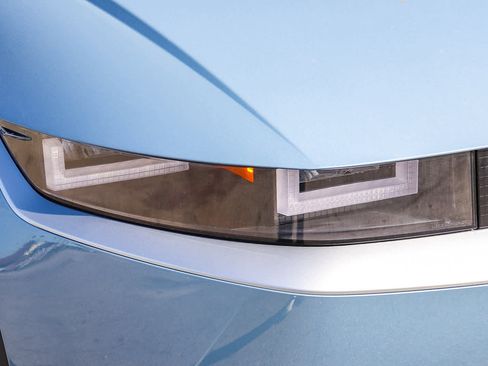 New 2026 Hyundai Ioniq 5 SE image 4