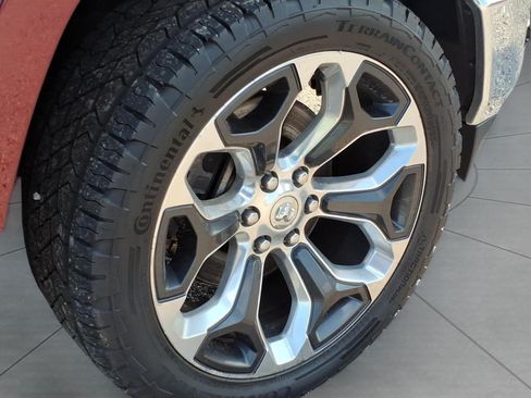 Used 2022 RAM 1500 Limited AWD/4WD image 5