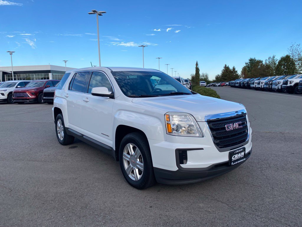 Used 2016 GMC Terrain SLE FWD image 4