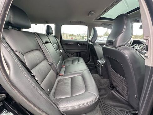 Used 2012 Volvo XC70 3.2 Premier image 31