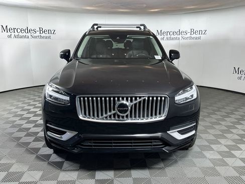 Used 2022 Volvo XC90 T8 Inscription Expression w/ Advanced Package image 2