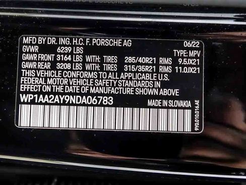 Used 2022 Porsche Cayenne Platinum Edition AWD/4WD image 33
