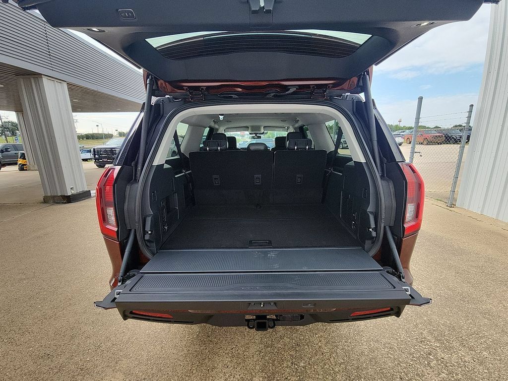 New 2027 Ford Expedition Max Active RWD image 28
