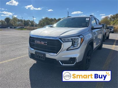 Used 2022 GMC Terrain SLE w/ Driver Convenience Package