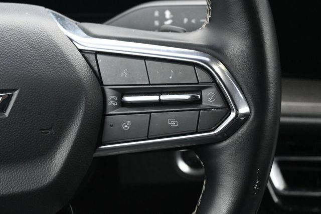 Used 2025 Chevrolet Traverse LT AWD/4WD image 18