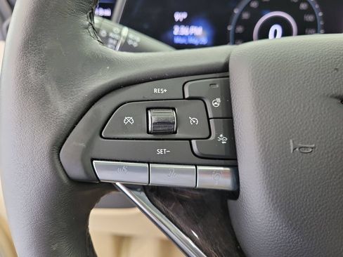 Used 2023 Cadillac Escalade Premium Luxury w/ LPO, Floor Liner Package AWD/4WD image 25
